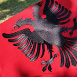 Shqiponja e qendisur Red